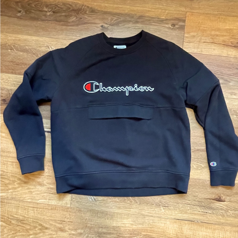 Champion Crewneck with Front Pocket